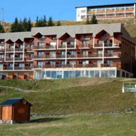 Recent T2 Lumineux Pour 6, Au Pied Des Pistes Avec Balcon Sud Et Parking, Chamrousse Recoin - Fr-1-340-161 Chamrousse