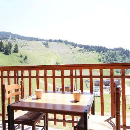 Recent T2 Lumineux Pour 6, Au Pied Des Pistes Avec Balcon Sud Et Parking, Chamrousse Recoin - Fr-1-340-161 * Chamrousse